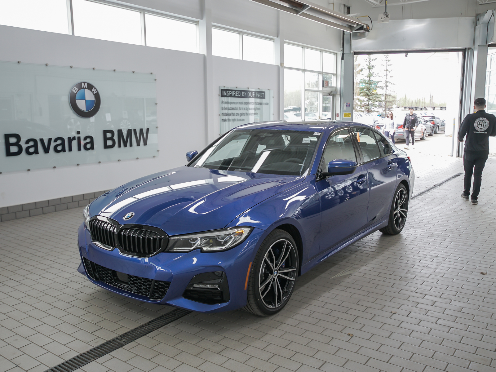 New 2019 BMW 330i xDrive Sedan Sedan in Edmonton #193S3019 | Bavaria BMW